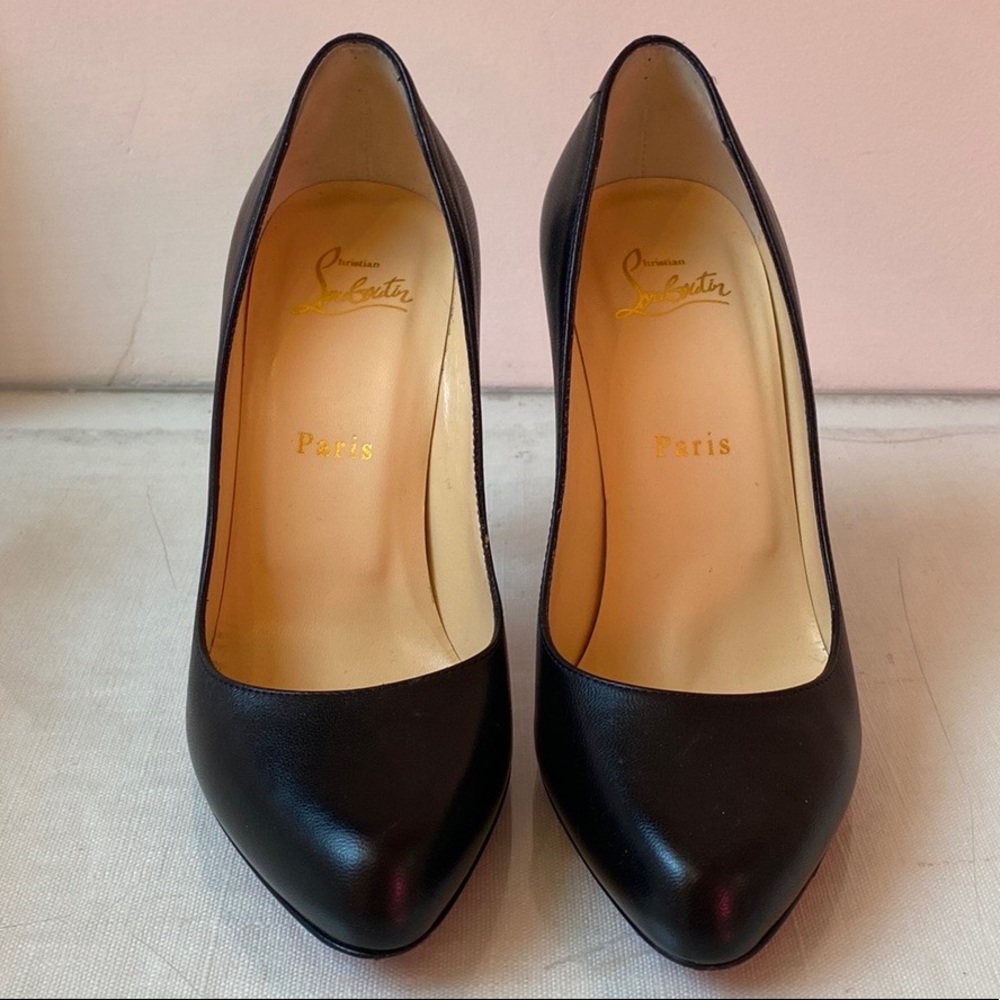 SOLD - Slightly worn Christian Louboutin black heels! Gorgeous on!!